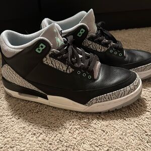Air Jordan Retro 3 “Green Glow”